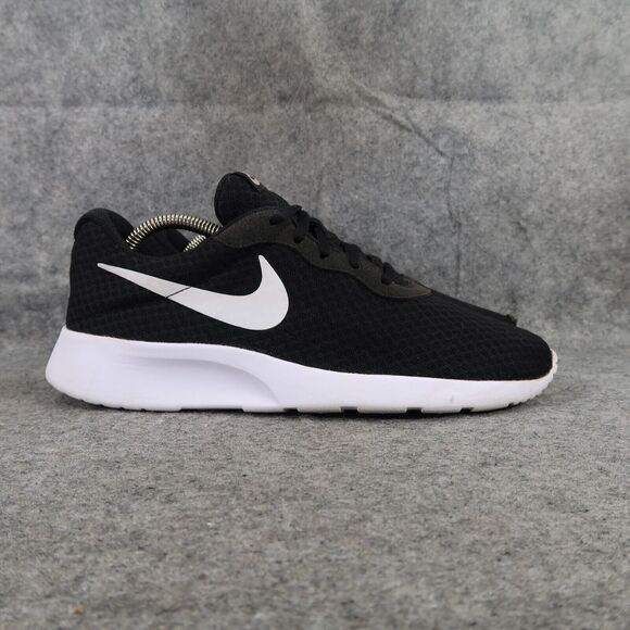 Nike Shoes Womens 9.5 Athletic Trainers Tanjun Sneakers Lifestyle Active Black - Picture 2 of 14